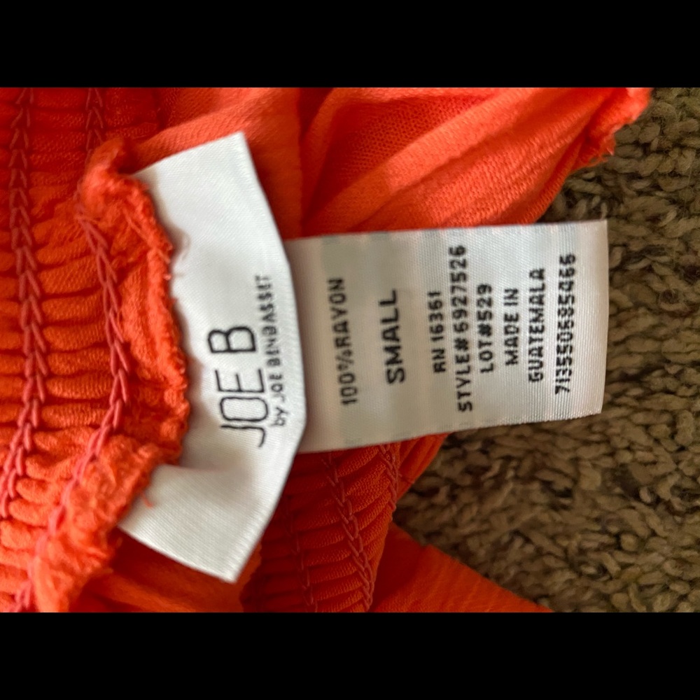 Skirt - Picture 2 of 2